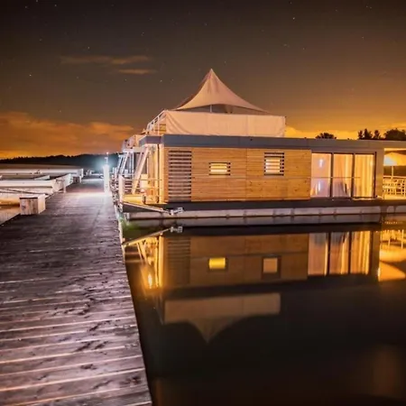 Hausboot Grasshopper * Klitten