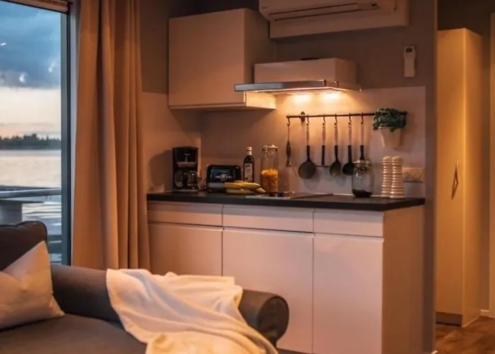 Hausboot Grasshopper Hotel na wodzie Klitten